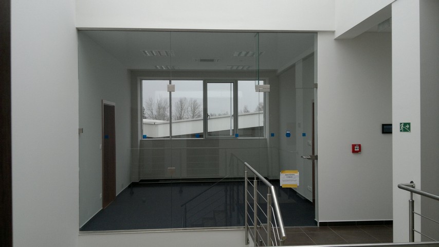 skleněné dveře Dorma